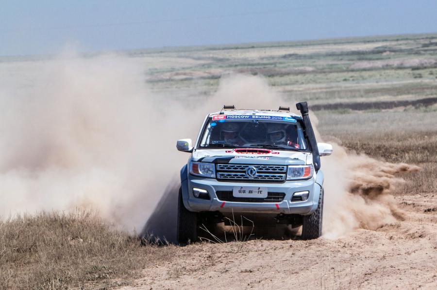  Dongfeng Rich Silk Way Rally 2016 года  (фото 8 из 21)